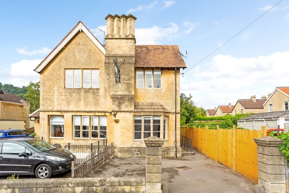 Forester Avenue Bath BA2 photo 9
