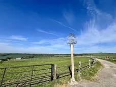 County Stables The Old Racecourse BN7 photo 9