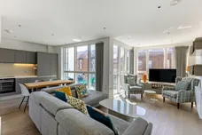 London NW10 photo 1