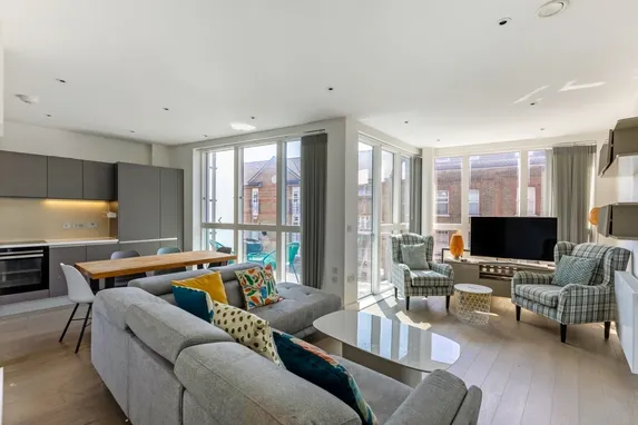 London NW10
