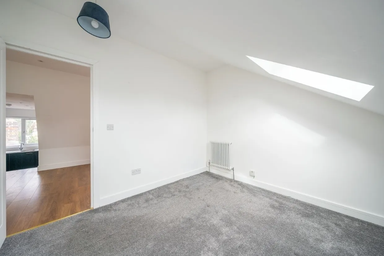Harewood Road London SW19 photo 8
