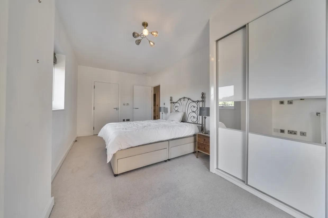 Woolwich SE18 photo 13