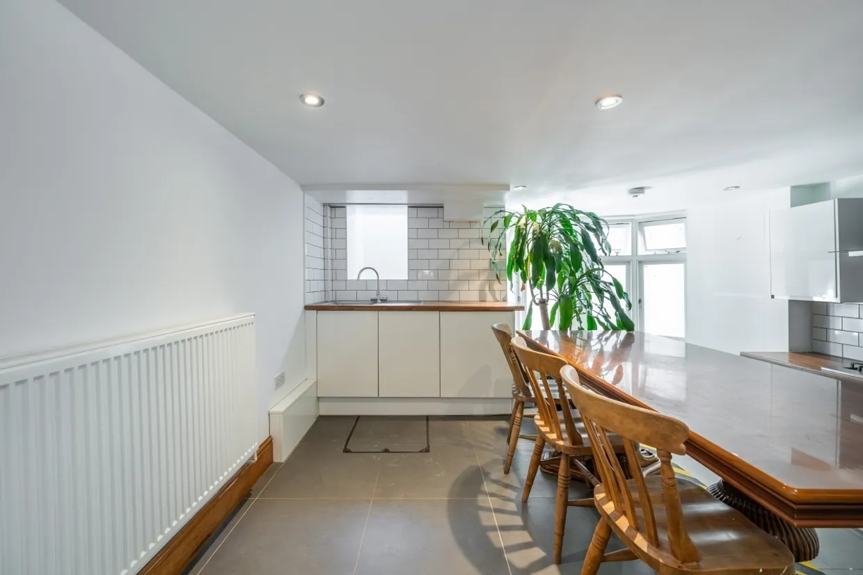 Biscay Road London W6 photo 16