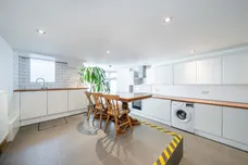 Biscay Road London W6 photo 17