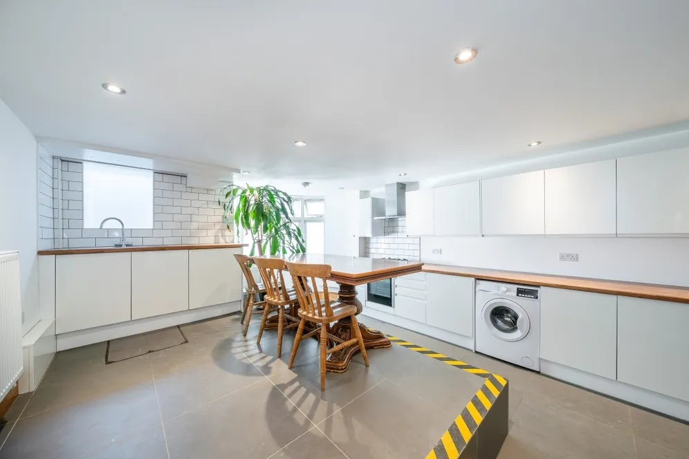 Biscay Road London W6 photo 17