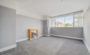 Bampton Close, Marldon, Paignton, Devon, TQ3 photo