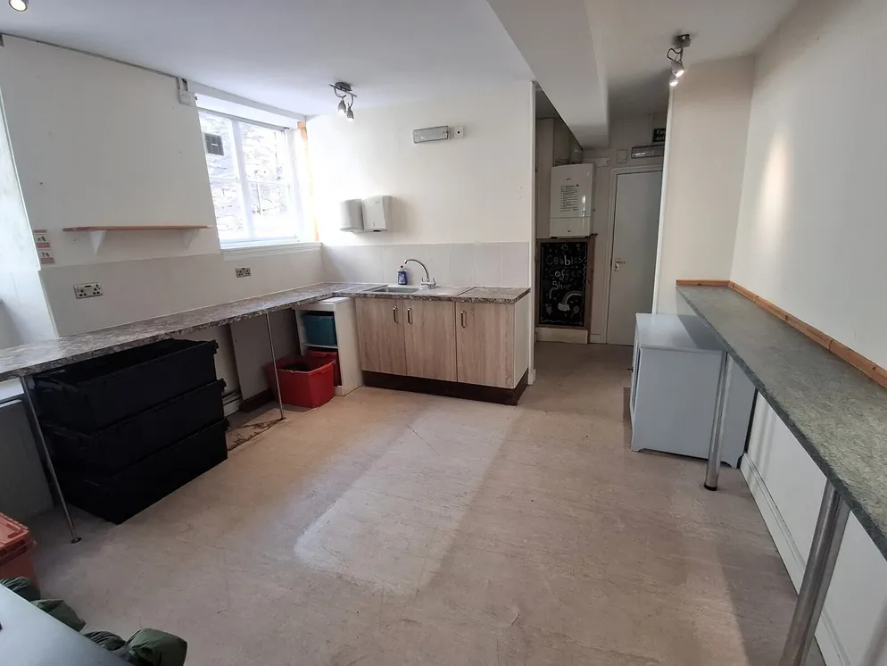Property carousel item 4
