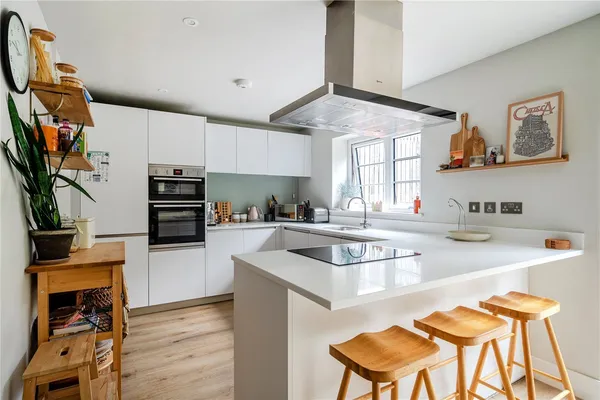 Gloweth Barton, Truro, TR1 photo 3