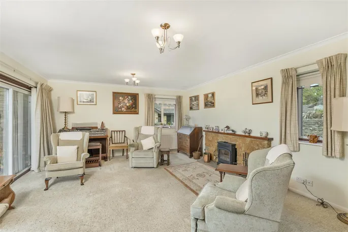 Property carousel image 18