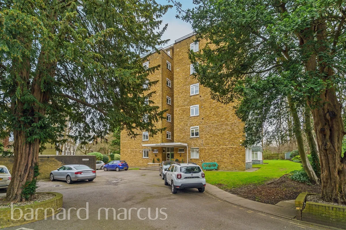 Princes Way, London