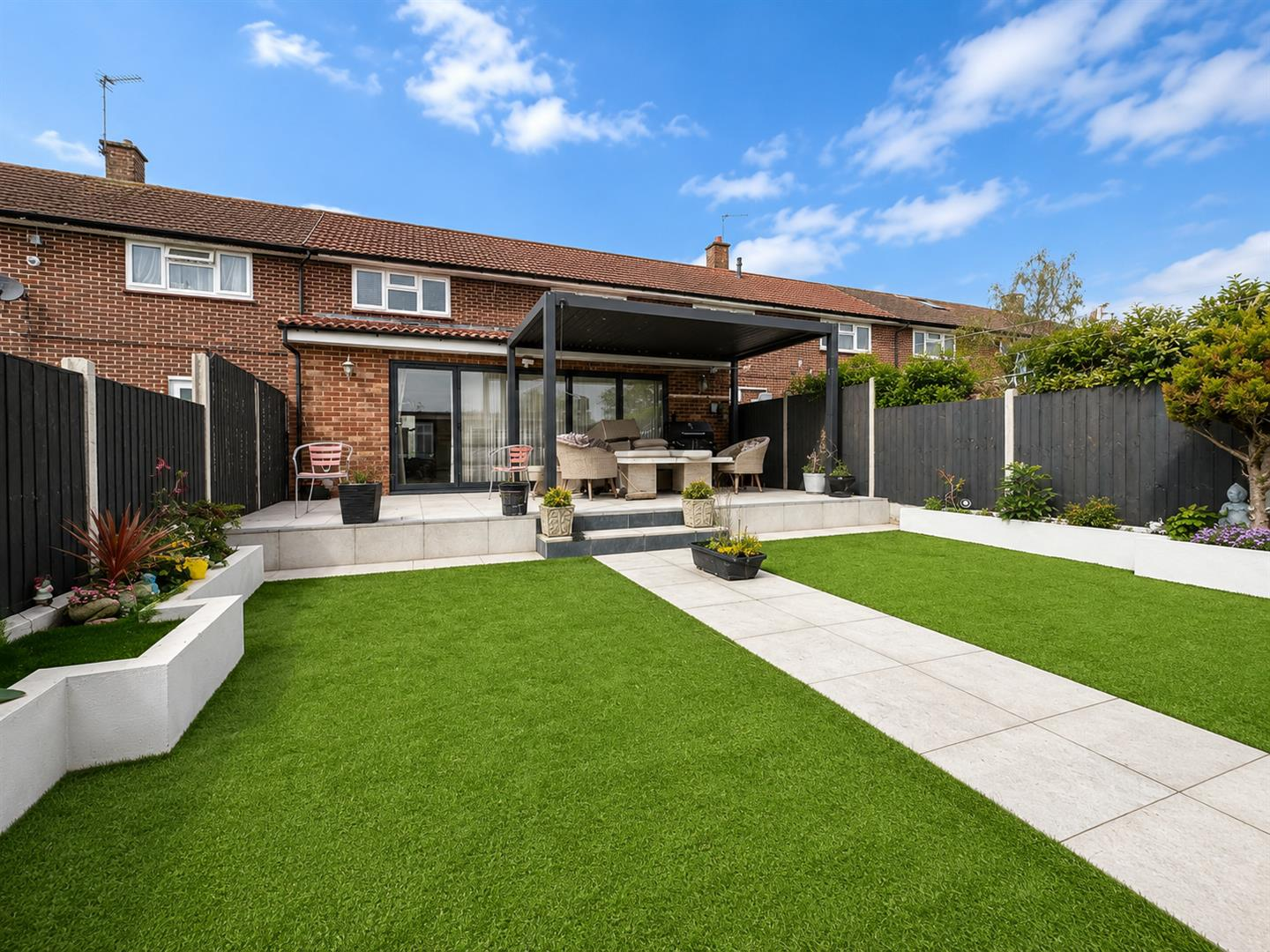 Washington Drive, Slough Image 9