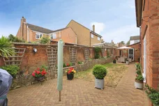 Middle Street, Farcet, Peterborough