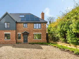 Dell Road, Northchurch, Berkhamsted photo