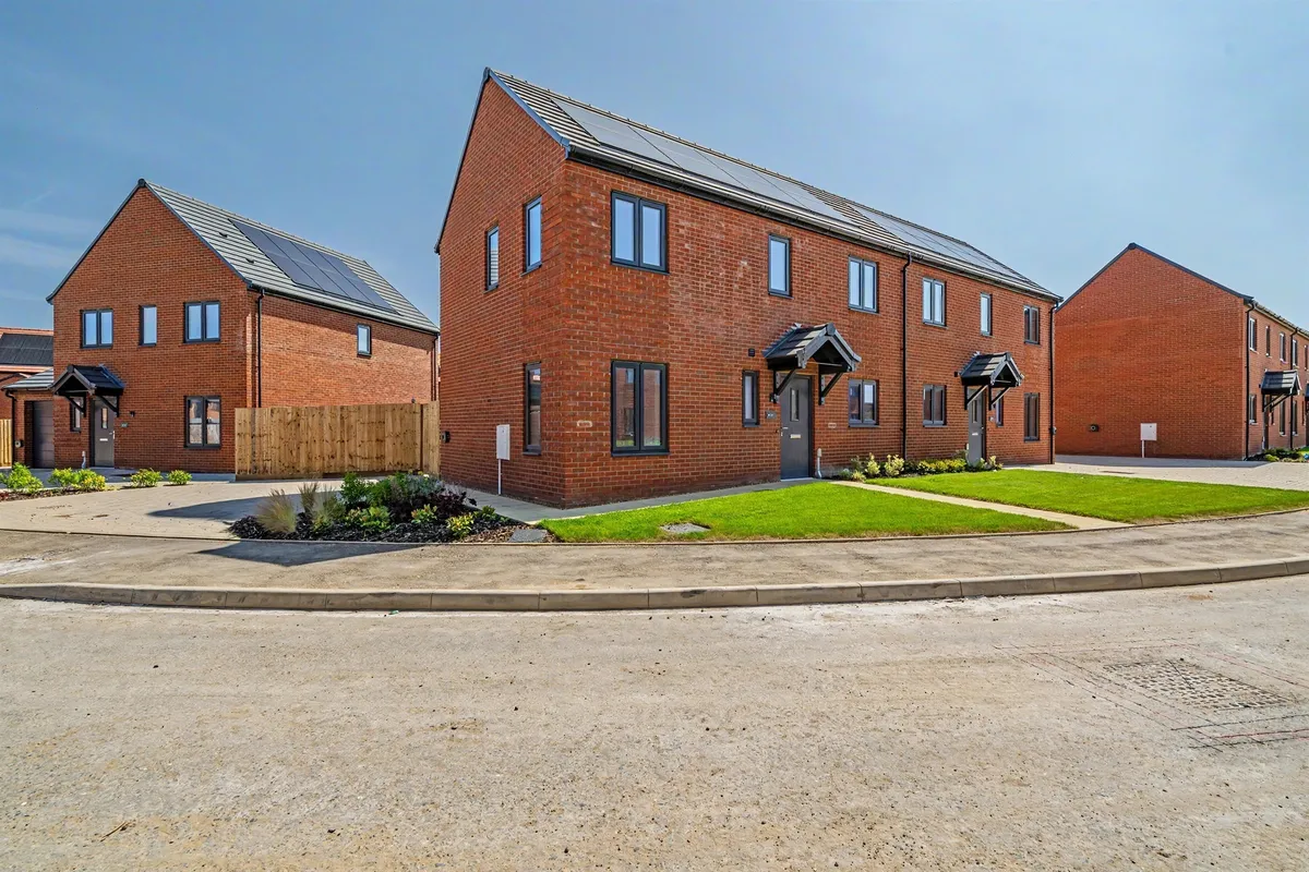 Eastwood, Bradwell, Great Yarmouth