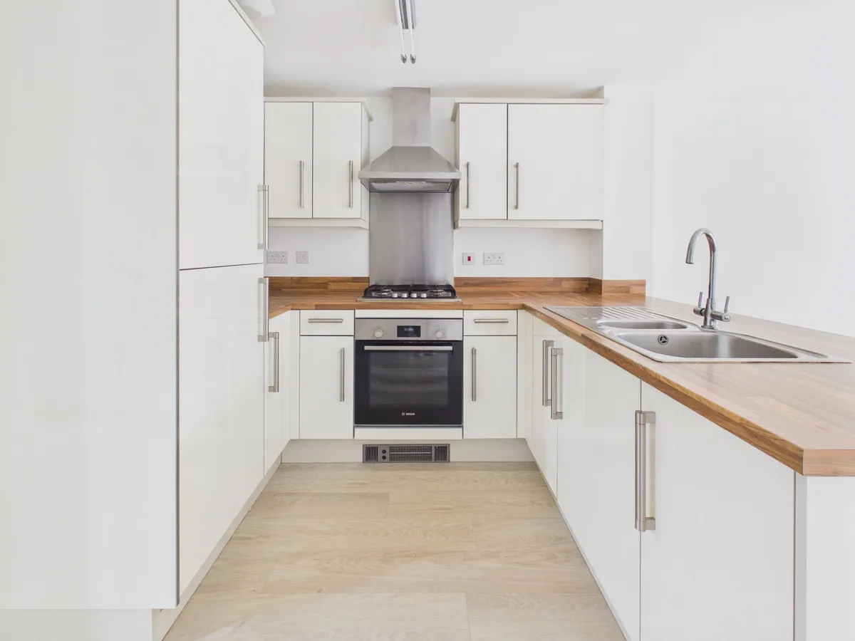 Mariners Walk, Barry, CF62