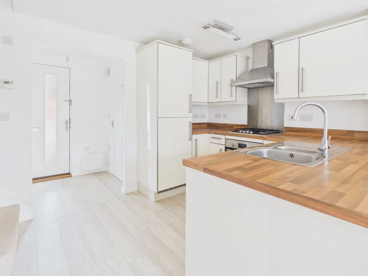 Mariners Walk, Barry, CF62