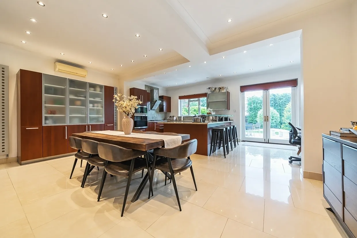 Orchard Avenue London N3 photo 3