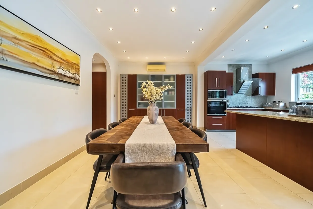 Orchard Avenue London N3 photo 27