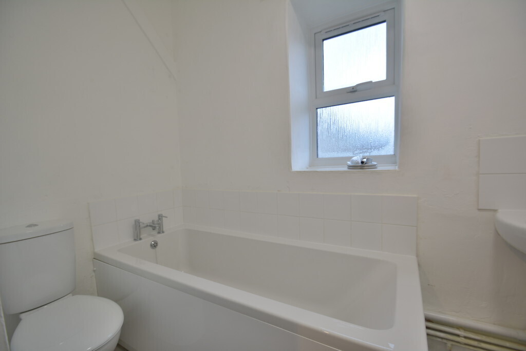 Station Road, Harleston Image 4