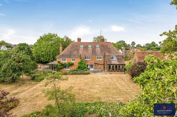 Leighton Road, Stoke Hammond, MK17 photo 2