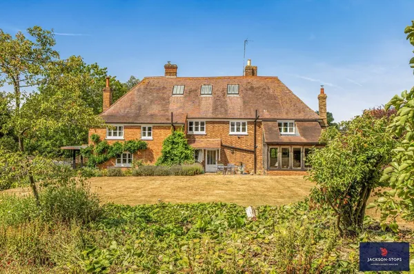 Leighton Road, Stoke Hammond, MK17 photo 23