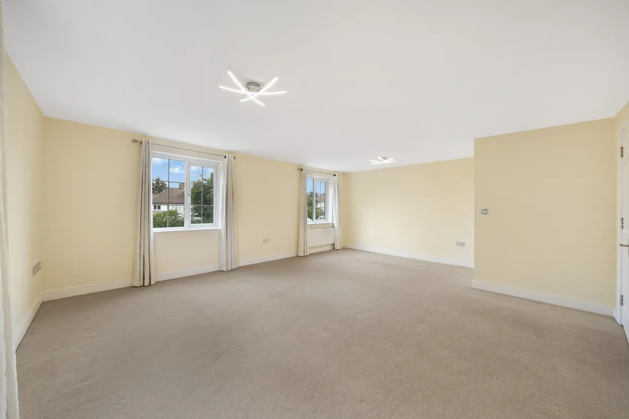 Gibbs Green, Edgware, HA8 photo 8
