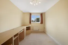 Gibbs Green, Edgware, HA8 photo 12