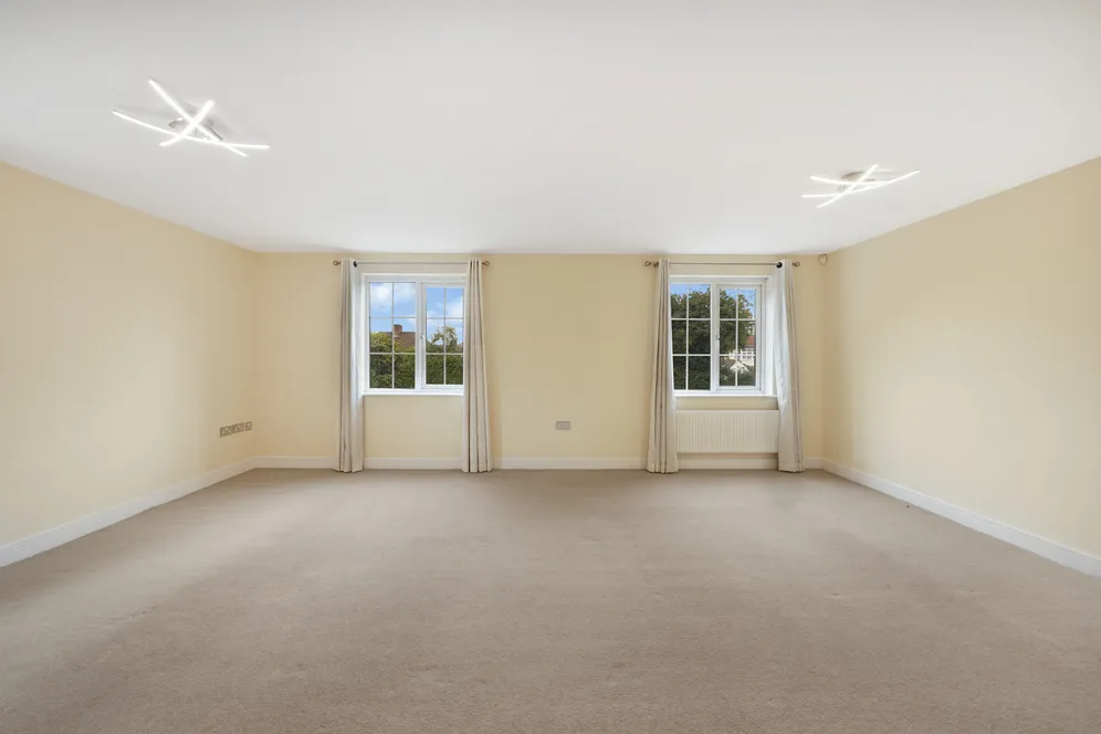 Gibbs Green, Edgware, HA8 photo 15
