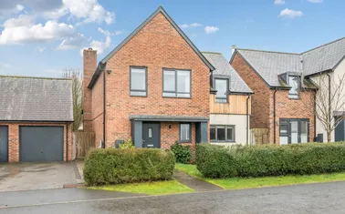 Kingfisher Close, Newton St Cyres, Exeter