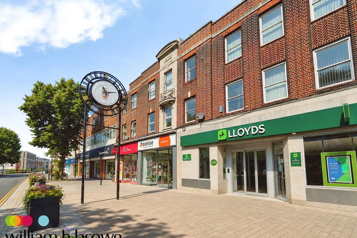 William Hunter Way, Brentwood