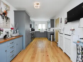 Baden Powell Close, Great Baddow, Chelmsford thumb 3