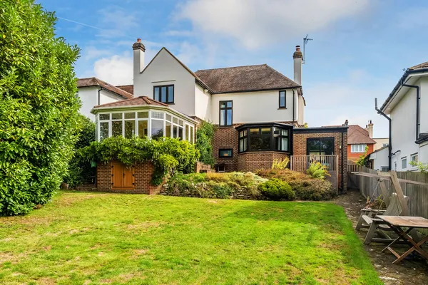 Chichele Road, Oxted, RH8 photo 18