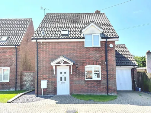 40 Beeches Road, West Row, BURY ST. EDMUNDSphoto
