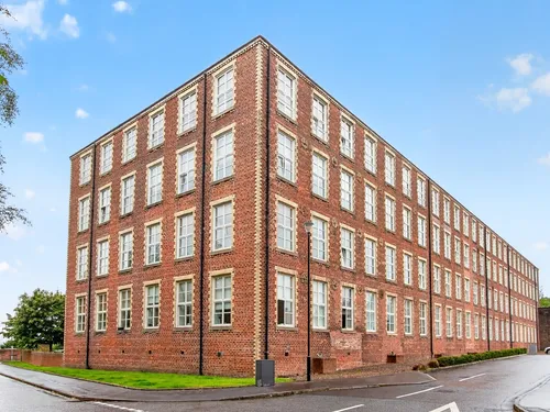 Woolcarder's Court, Cambusbarron, Stirlingphoto