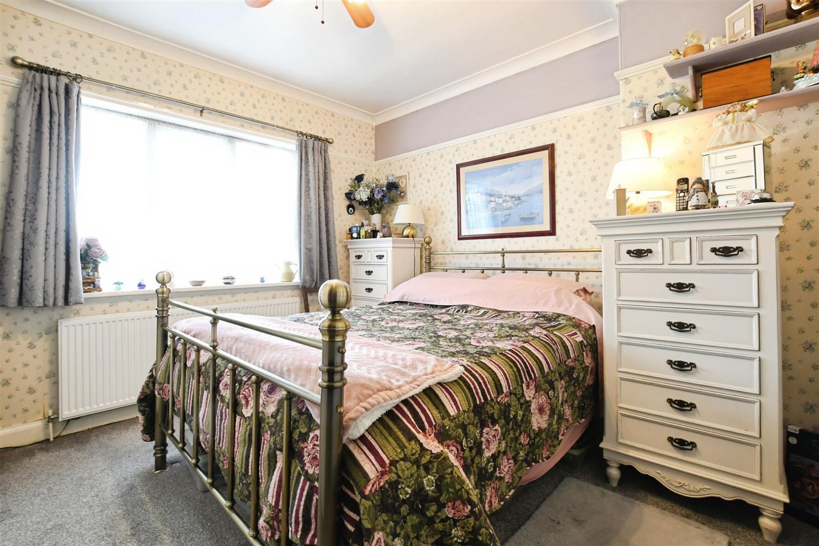 Laburnum Avenue, Garden Village, Hull Image 3