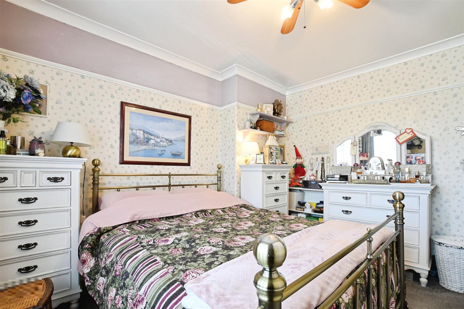 Laburnum Avenue, Garden Village, Hull Image 13
