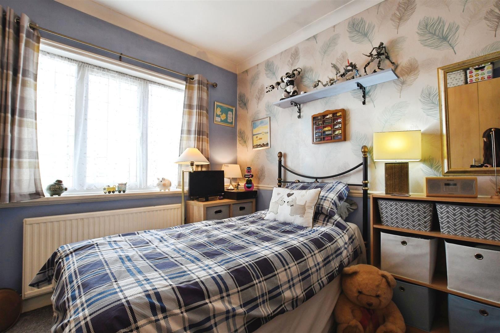Laburnum Avenue, Garden Village, Hull Image 14