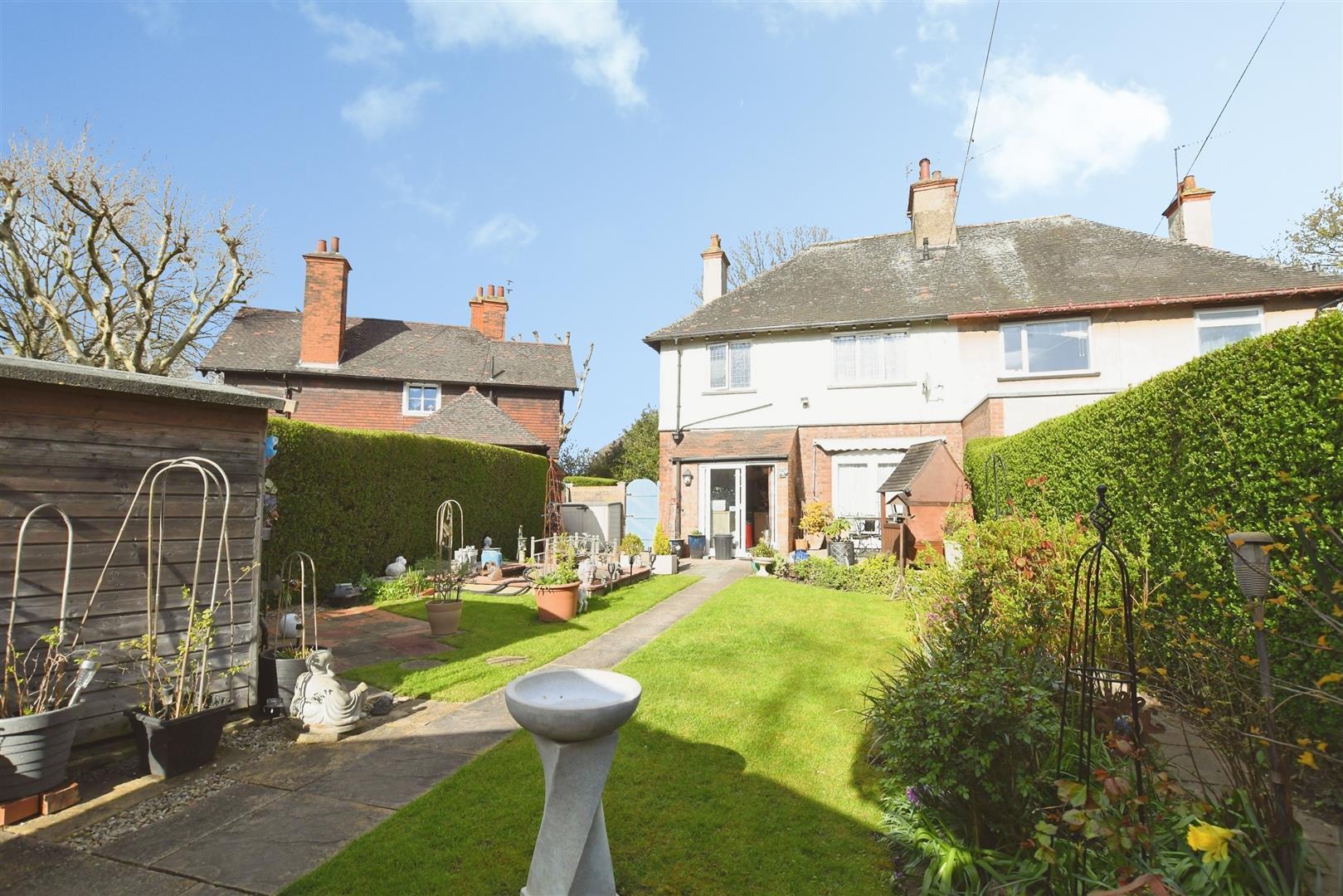 Laburnum Avenue, Garden Village, Hull Image 19