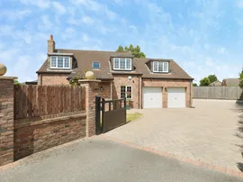 Millfield Court, Haxby, York photo