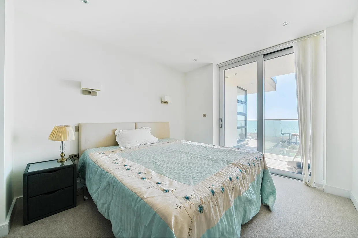 Marine Drive, Brighton, BN2 photo 9