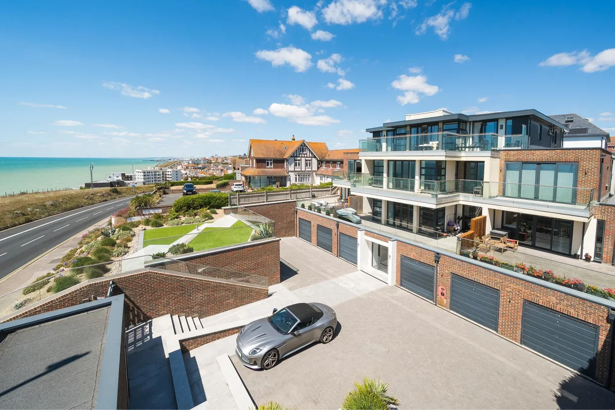 Marine Drive, Brighton, BN2 photo 15