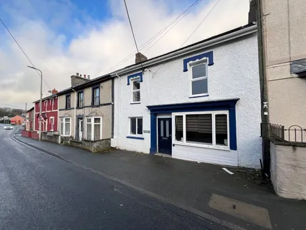 Ebenezer Street, Newcastle Emlyn, SA38