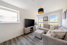 Cornwall Gardens, Taplow, Maidenhead, SL6 photo 3