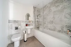 Cornwall Gardens, Taplow, Maidenhead, SL6 photo 9