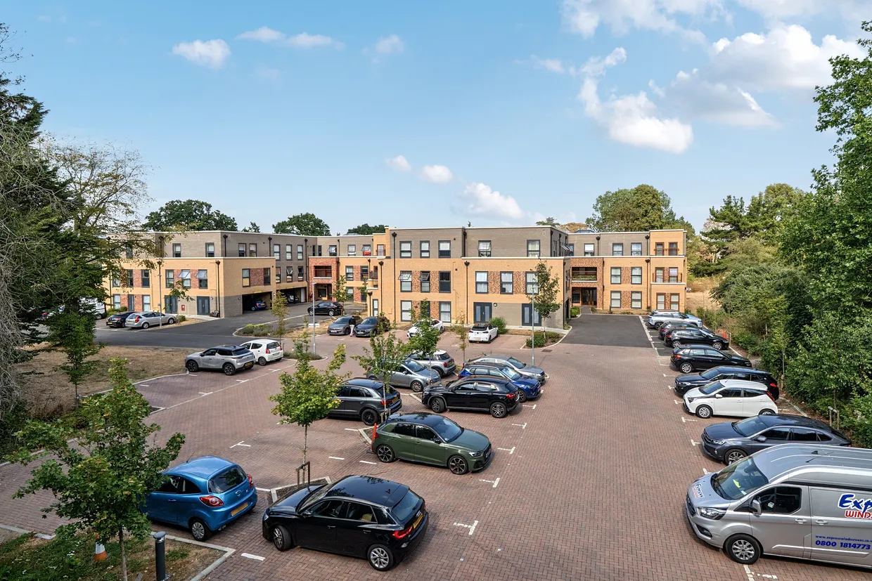 Cornwall Gardens, Taplow, Maidenhead, SL6 photo 11
