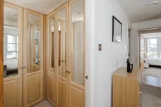 Manchester Road, London, E14 photo 15