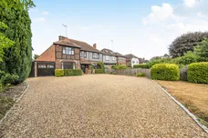 Guildford Road, Horsham, RH12 photo 24