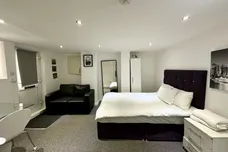 Brownhill Crescent, LEEDS