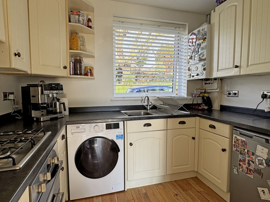 Manstone Avenue, Sidmouth Image 5