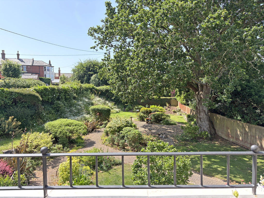 Hillside Road, Sidmouth Image 5